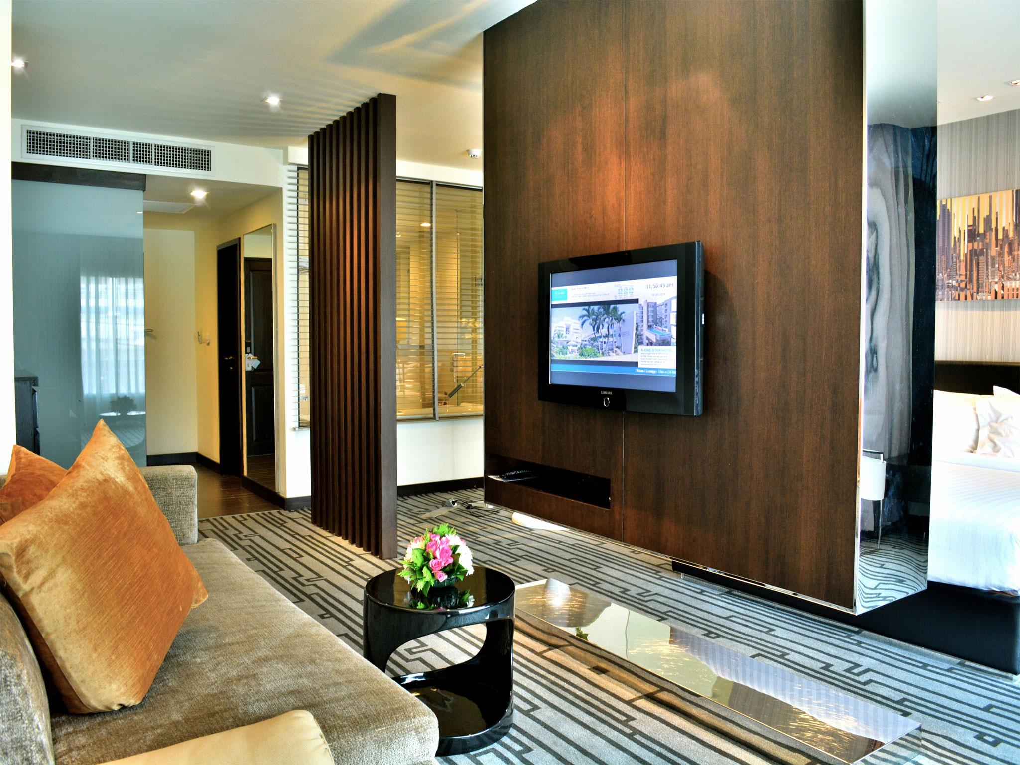 Happihaus Khách sạn 4*